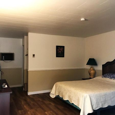 Tumbleweed Motel Cache Creek Exterior photo