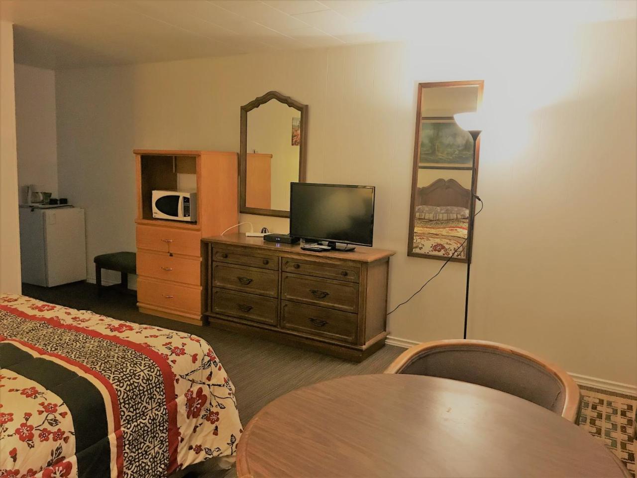 Tumbleweed Motel Cache Creek Exterior photo